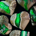 1pc Fluorescent Agate Heart, UV Reactive Stone, Home Decor Accent, Unique Natural Stone Collectible， Home Office Decor