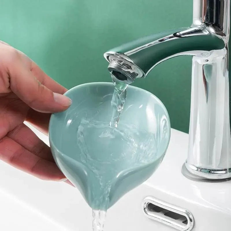 Leaf Shape Soap Box Drain Soap Holder Box Bathroom Accessories Toilet Laundry Soap Box Tray Gadgets Soap Holder Leaf-Shape Self Draining Soap Dish Holder Not Punched Easy Clean Bar Soap Holder With Suction Cup Soap Dish Suitable For Bathroom Kitchen
